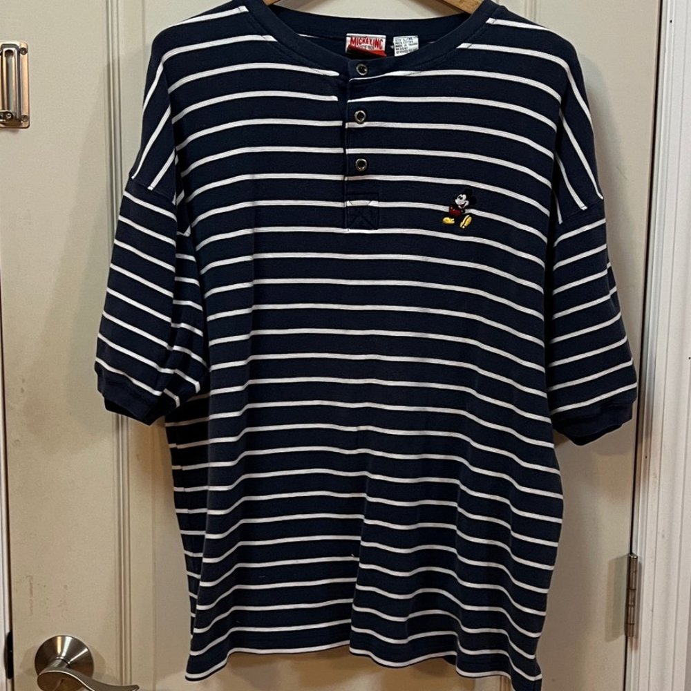 Mickey, Inc. Men's L/XL 100% Cotton S/S crew neck polo w/Mickey logo. Blue/White